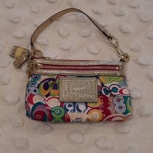 Brand NEW Coach Poppy Wristlet